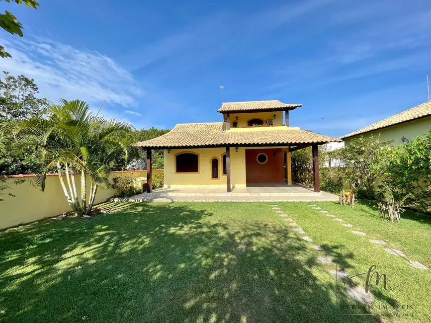 Casa com 3 quartos à venda, 360m2 em Praia Seca, Araruama - RJ - imagem 3 Foto 3 de Casa com 3 quartos à venda, 360m2 em Praia Seca, Araruama - RJ