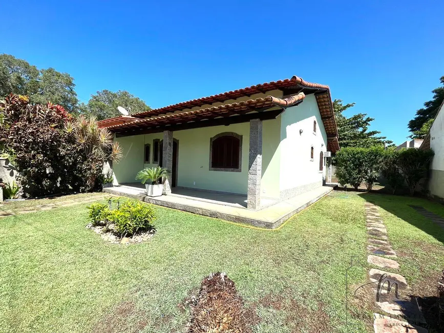 Foto 1 de Casa de Condomínio com 3 quartos à venda em Araruama - RJ