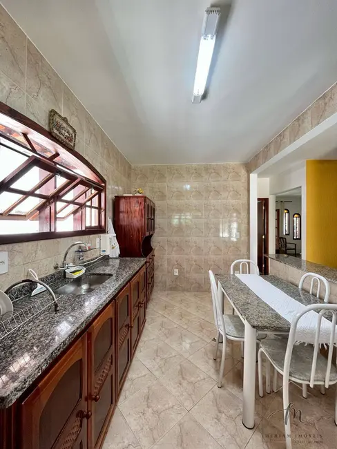 Foto 9 de Casa de Condomínio com 3 quartos à venda, 360m2 em Araruama - RJ