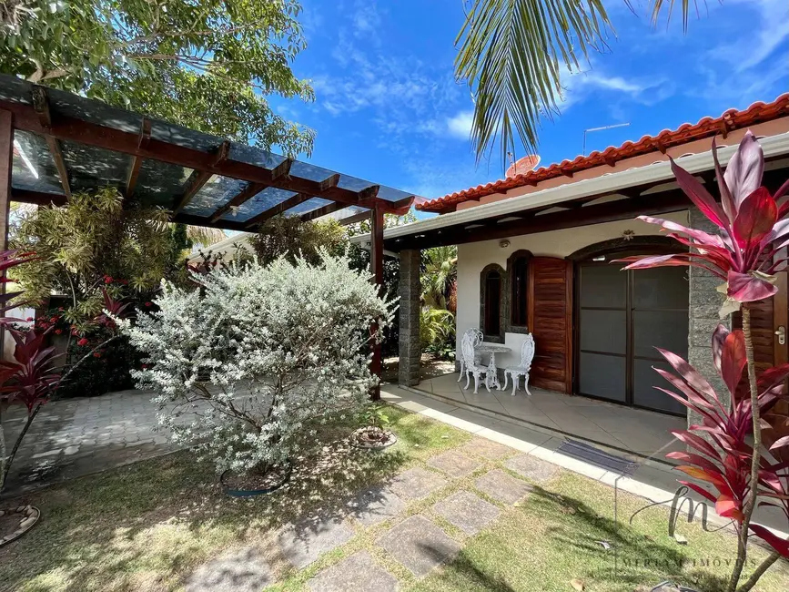 Foto 3 de Casa de Condomínio com 3 quartos à venda, 360m2 em Araruama - RJ