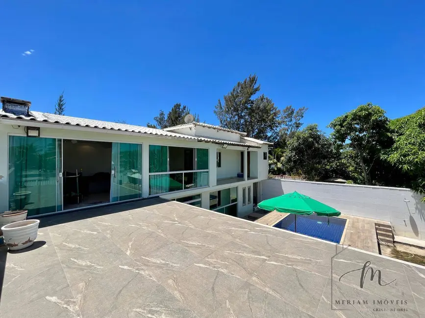 Foto 2 de Casa de Condomínio com 3 quartos à venda, 458m2 em Praia Seca, Araruama - RJ