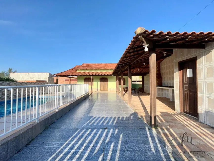 Foto 2 de Casa de Condomínio com 4 quartos à venda, 360m2 em Arraial Do Cabo - RJ