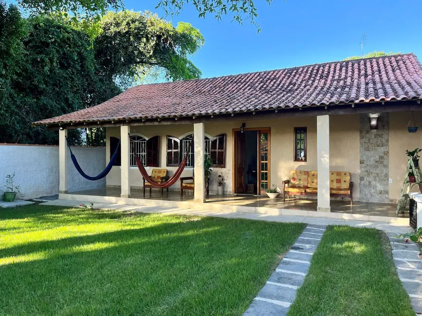 Foto 1 de Casa com 2 quartos à venda, 360m2 em Praia Seca, Araruama - RJ