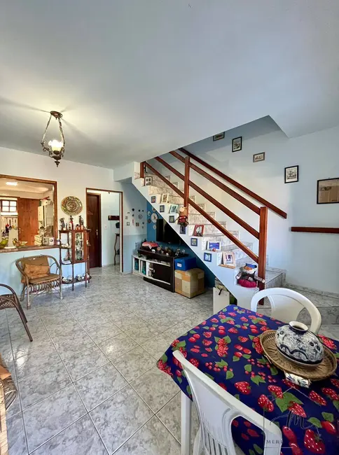 Foto 3 de Casa com 2 quartos à venda em Araruama - RJ