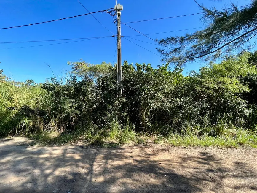 Foto 1 de Terreno / Lote à venda em Araruama - RJ