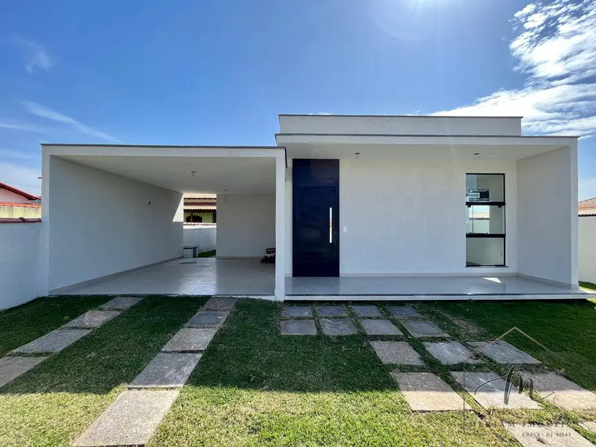 Foto 2 de Casa de Condomínio com 3 quartos à venda, 360m2 em Praia Seca, Araruama - RJ