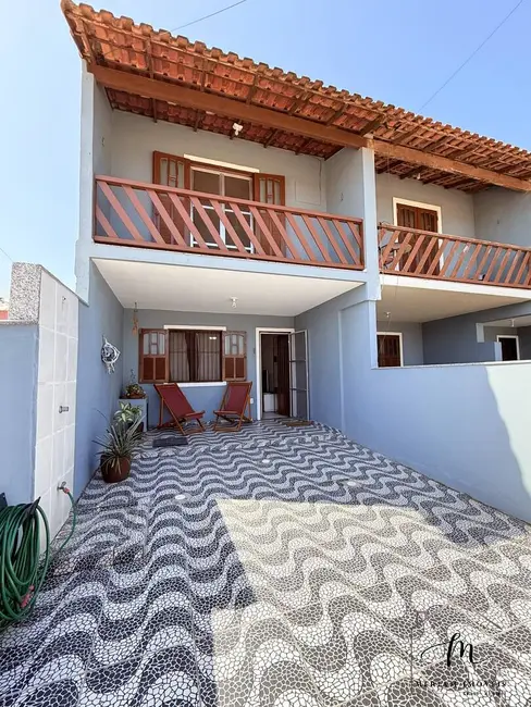 Foto 2 de Casa com 2 quartos à venda em Araruama - RJ