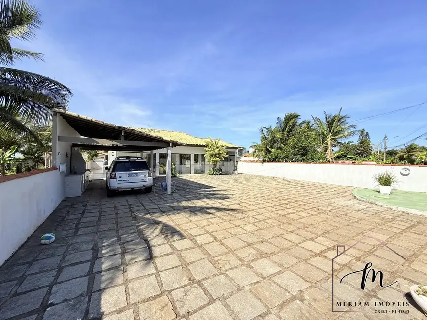 Casa com 4 quartos à venda em Araruama - RJ - imagem 3 Foto 3 de Casa com 4 quartos à venda em Araruama - RJ