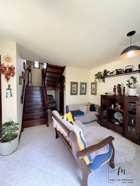 Foto 3 de Casa com 2 quartos à venda em Araruama - RJ