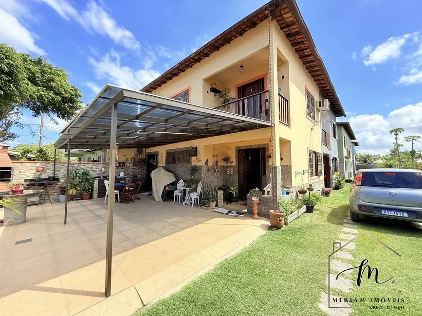 Foto 1 de Casa com 2 quartos à venda em Araruama - RJ