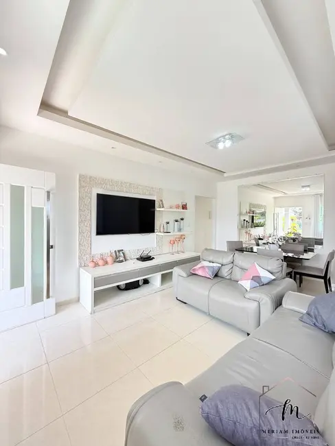 Casa de Condomínio com 5 quartos à venda, 480m2 em Praia Seca, Araruama - RJ - imagem 4 Foto 4 de Casa de Condomínio com 5 quartos à venda, 480m2 em Praia Seca, Araruama - RJ