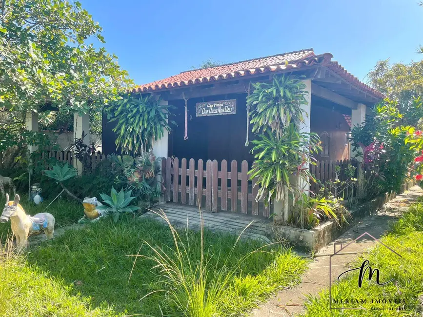 Foto 1 de Casa com 2 quartos à venda em Araruama - RJ