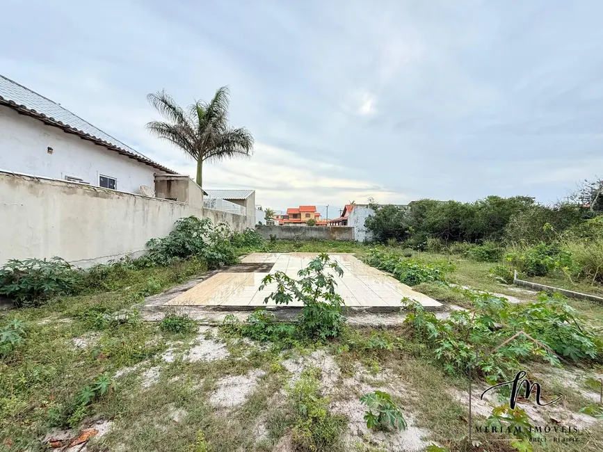 Foto 4 de Terreno / Lote à venda, 360m2 em Araruama - RJ
