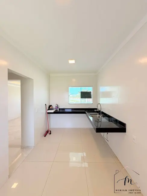 Casa de Condomínio com 3 quartos à venda, 480m2 em Praia Seca, Araruama - RJ - imagem 8 Foto 8 de Casa de Condomínio com 3 quartos à venda, 480m2 em Praia Seca, Araruama - RJ