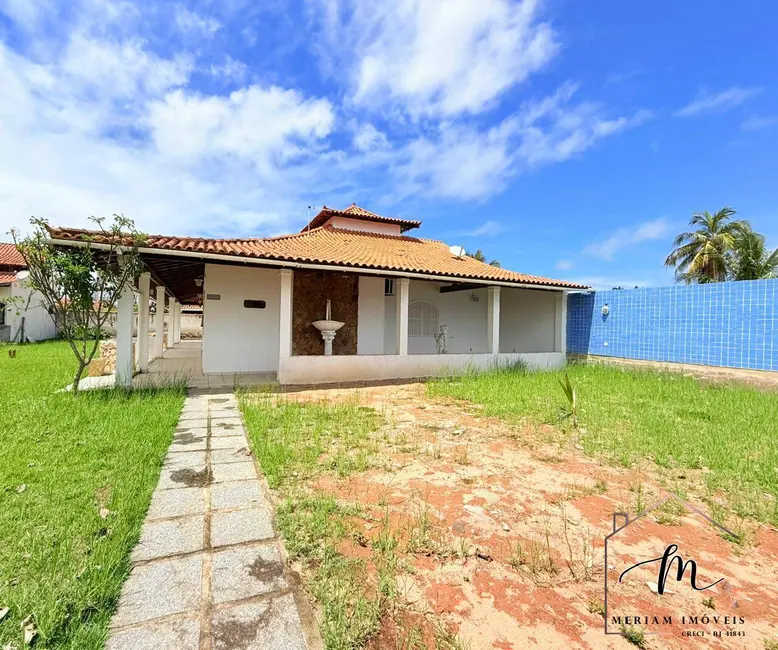Casa de Condomínio com 3 quartos à venda, 600m2 em Praia Seca, Araruama - RJ - imagem 2 Foto 2 de Casa de Condomínio com 3 quartos à venda, 600m2 em Praia Seca, Araruama - RJ