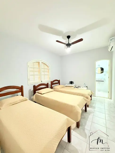 Casa de Condomínio com 3 quartos à venda, 600m2 em Praia Seca, Araruama - RJ - imagem 8 Foto 8 de Casa de Condomínio com 3 quartos à venda, 600m2 em Praia Seca, Araruama - RJ