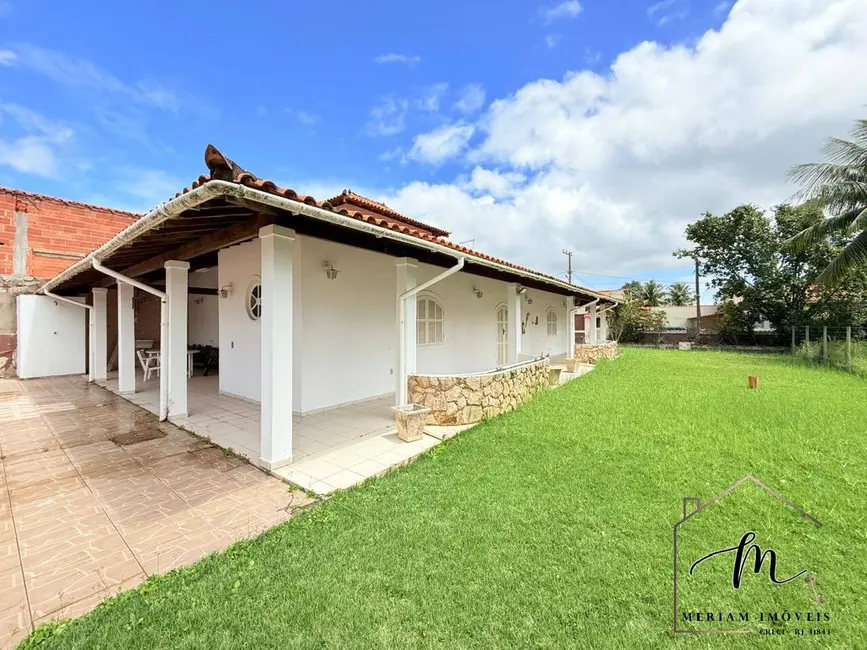 Casa de Condomínio com 3 quartos à venda, 600m2 em Praia Seca, Araruama - RJ - imagem 3 Foto 3 de Casa de Condomínio com 3 quartos à venda, 600m2 em Praia Seca, Araruama - RJ