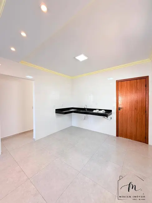 Foto 8 de Casa com 3 quartos à venda, 300m2 em Araruama - RJ
