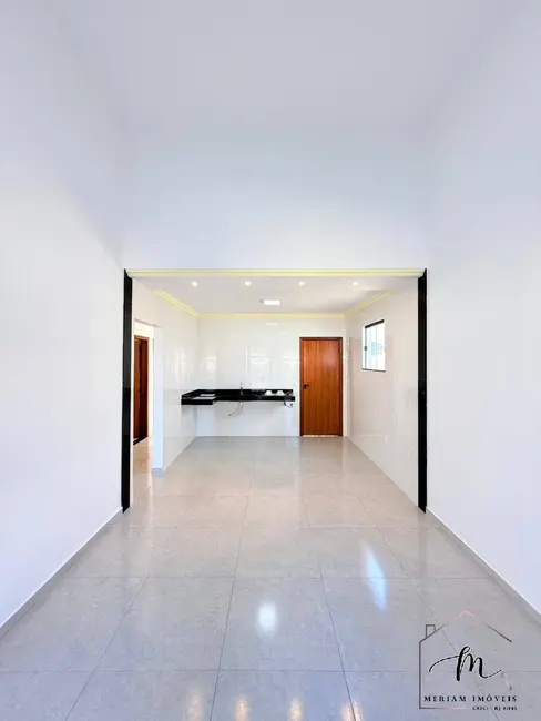 Foto 4 de Casa com 3 quartos à venda, 300m2 em Araruama - RJ