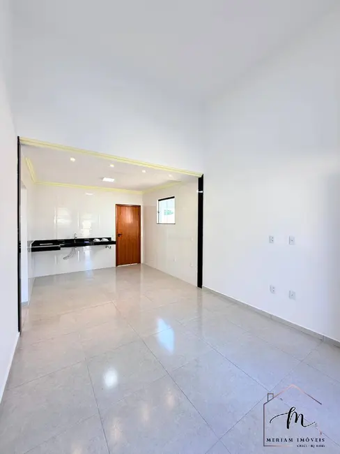 Foto 5 de Casa com 3 quartos à venda, 300m2 em Araruama - RJ