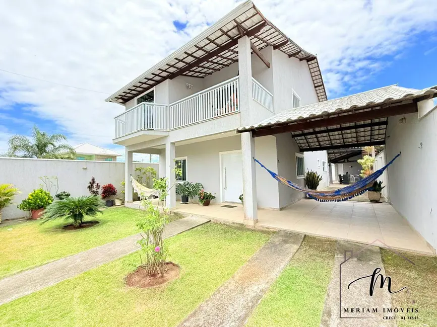 Foto 1 de Casa de Condomínio com 6 quartos à venda, 360m2 em Araruama - RJ