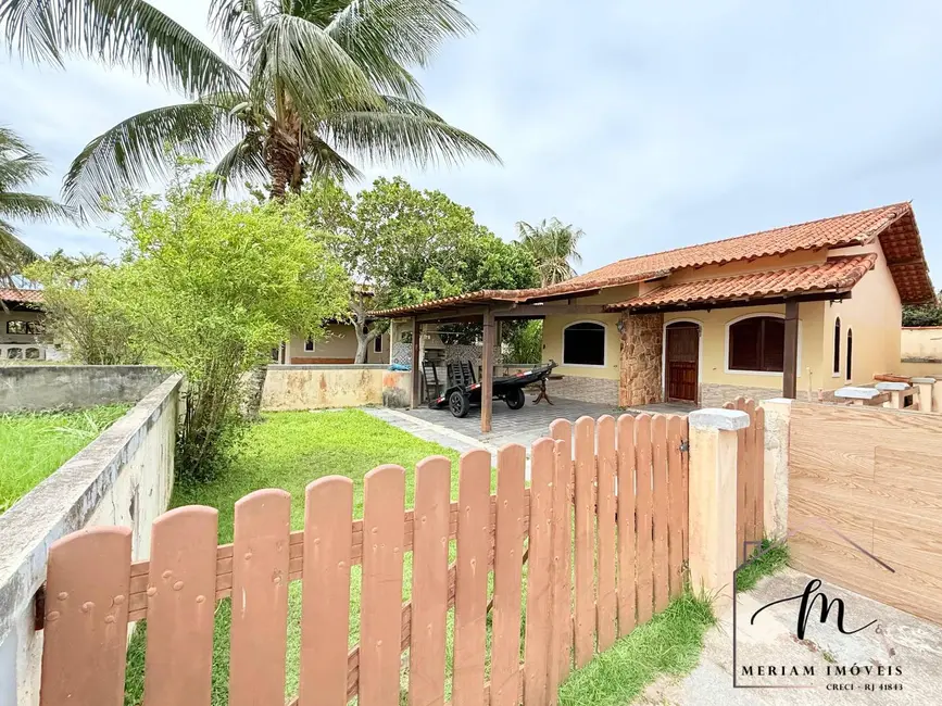 Foto 16 de Casa de Condomínio com 2 quartos à venda em Araruama - RJ