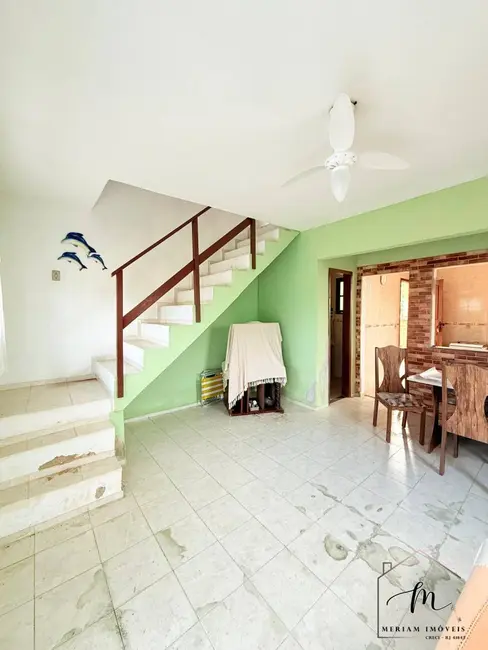 Foto 2 de Casa com 2 quartos à venda em Araruama - RJ