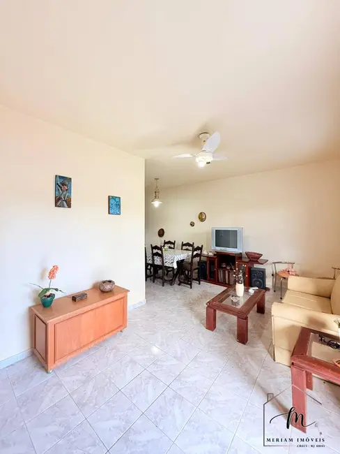 Foto 4 de Casa com 3 quartos à venda, 360m2 em Araruama - RJ
