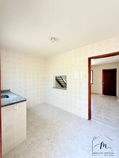 Foto 8 de Casa com 2 quartos à venda em Araruama - RJ