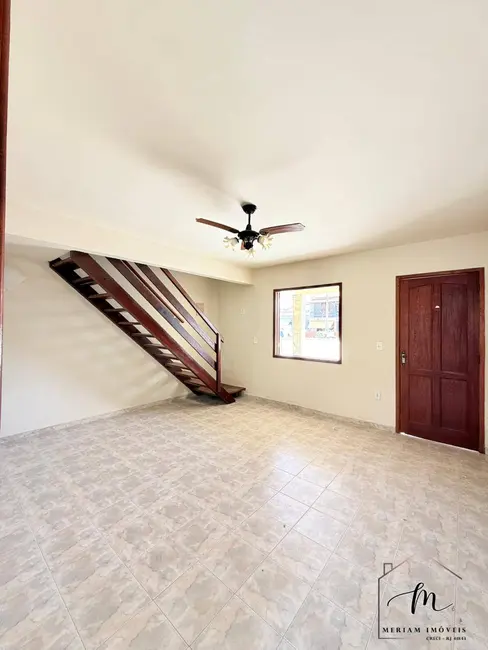 Foto 4 de Casa com 2 quartos à venda em Araruama - RJ