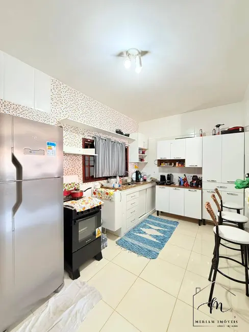 Foto 6 de Casa com 3 quartos à venda em Araruama - RJ