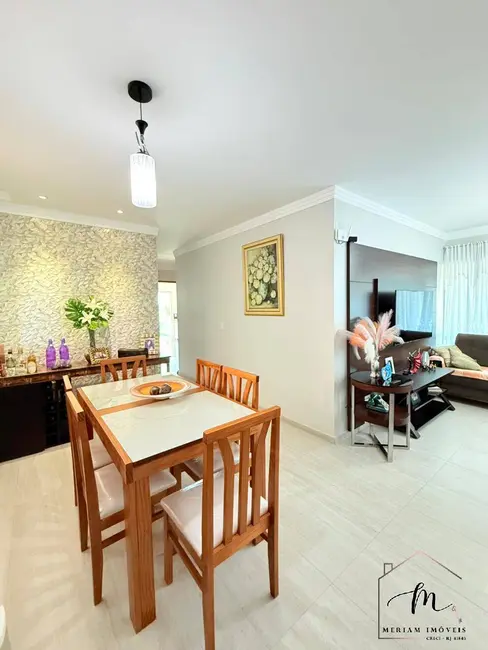 Foto 3 de Casa de Condomínio com 4 quartos à venda, 439m2 em Araruama - RJ