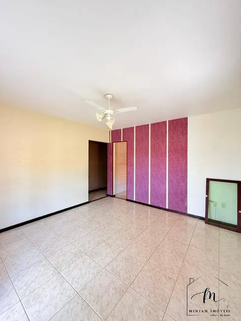Foto 3 de Casa de Condomínio com 4 quartos à venda, 360m2 em Araruama - RJ