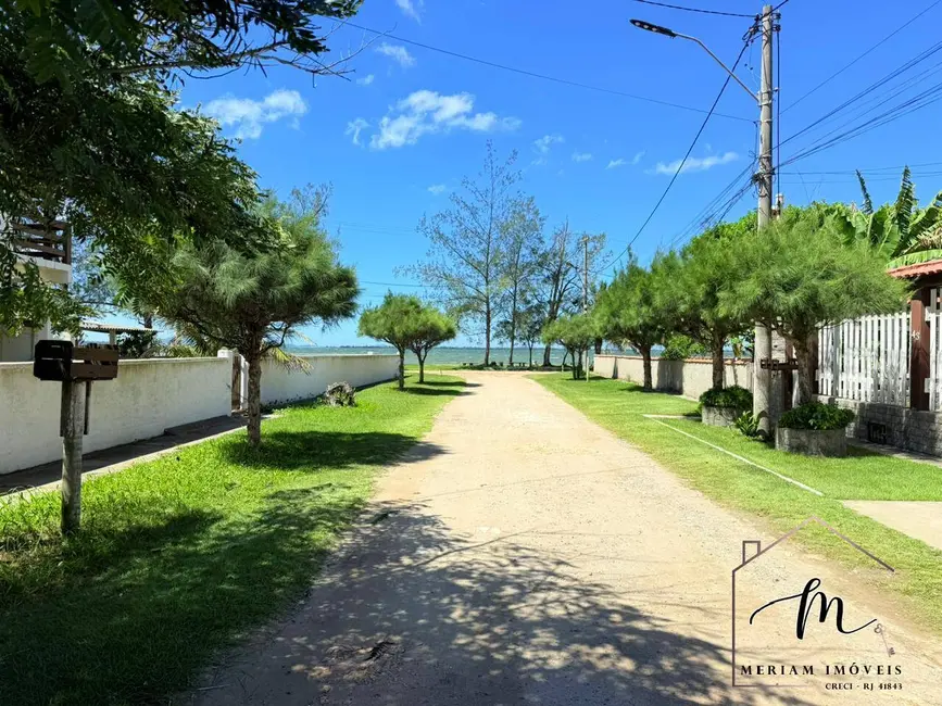 Foto 3 de Terreno / Lote à venda, 360m2 em Araruama - RJ