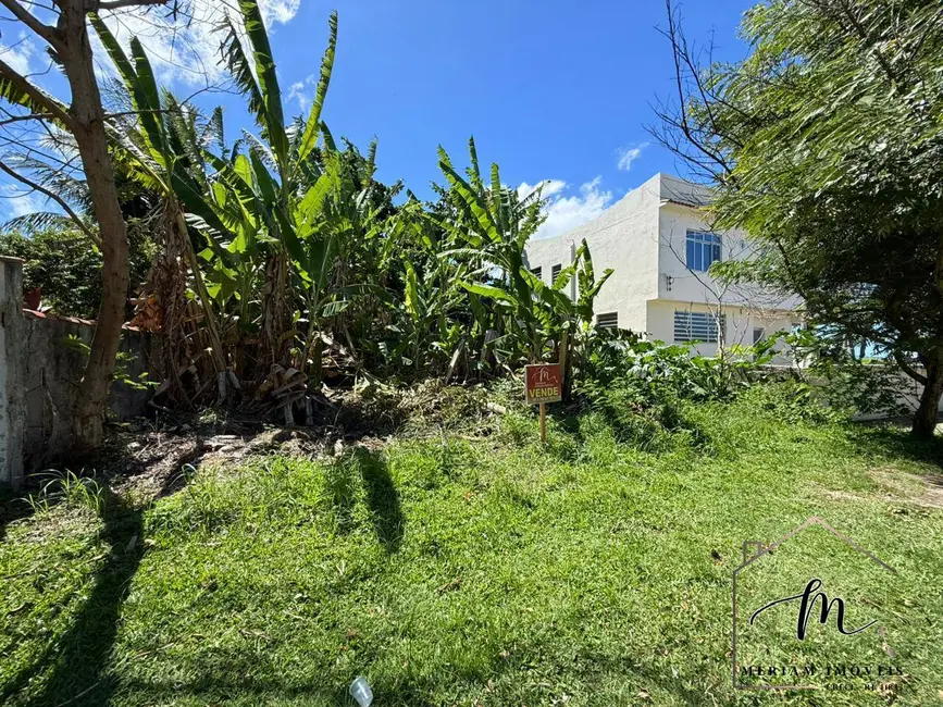 Foto 2 de Terreno / Lote à venda, 360m2 em Araruama - RJ