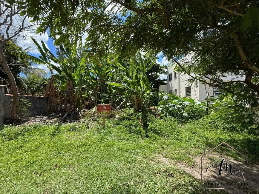 Foto 1 de Terreno / Lote à venda, 360m2 em Araruama - RJ