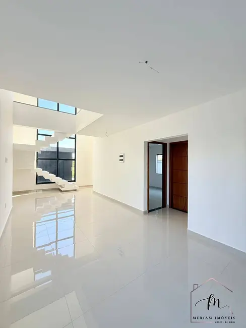 Foto 6 de Casa com 3 quartos à venda em Araruama - RJ