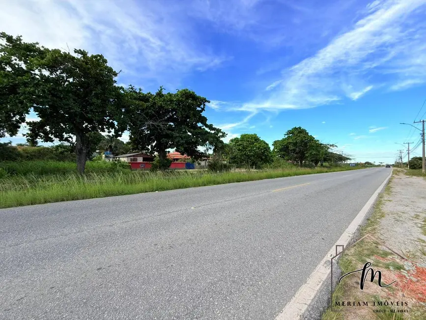 Foto 4 de Terreno / Lote à venda, 712m2 em Araruama - RJ