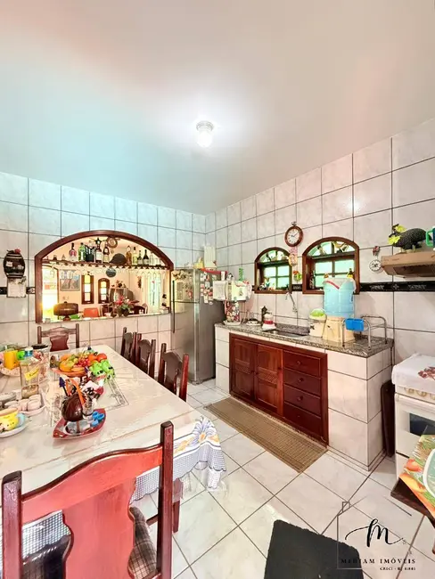 Foto 7 de Casa com 4 quartos à venda, 360m2 em Araruama - RJ