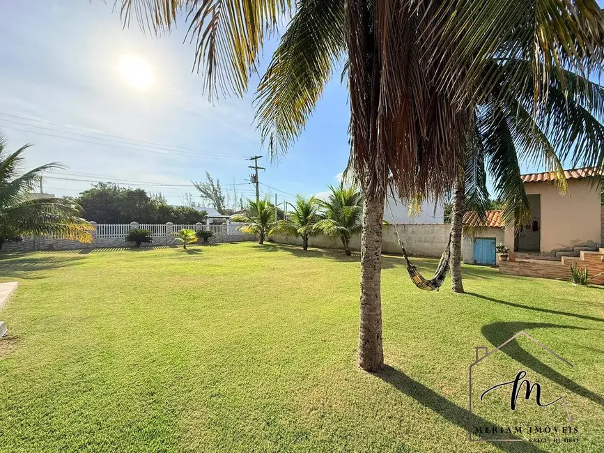 Foto 5 de Casa com 3 quartos à venda, 900m2 em Araruama - RJ