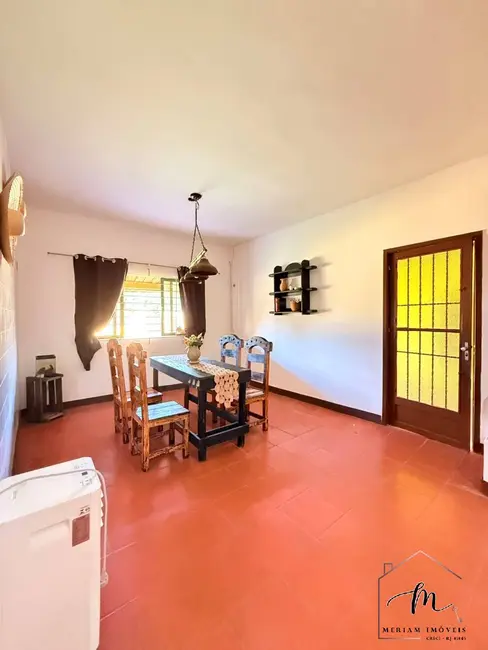 Casa com 2 quartos para alugar em Araruama - RJ - imagem 6 Foto 6 de Casa com 2 quartos para alugar em Araruama - RJ