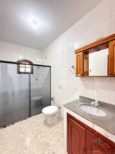 Foto 7 de Casa de Condomínio com 3 quartos à venda, 360m2 em Araruama - RJ
