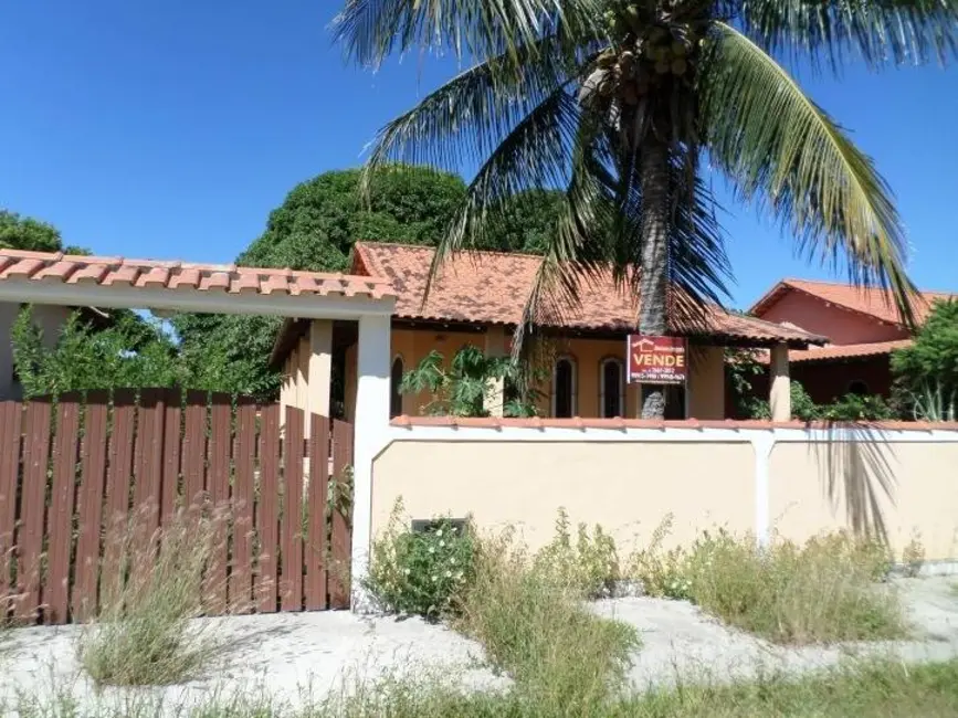 Foto 1 de Casa com 2 quartos à venda em Praia Seca, Araruama - RJ