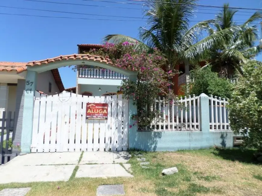 Foto 1 de Casa com 5 quartos à venda em Praia Seca, Araruama - RJ