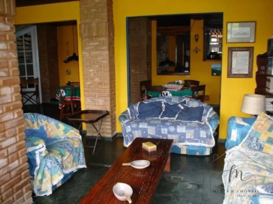Sala Comercial à venda, 640m2 em Praia Seca, Araruama - RJ - imagem 8 Foto 8 de Sala Comercial à venda, 640m2 em Praia Seca, Araruama - RJ