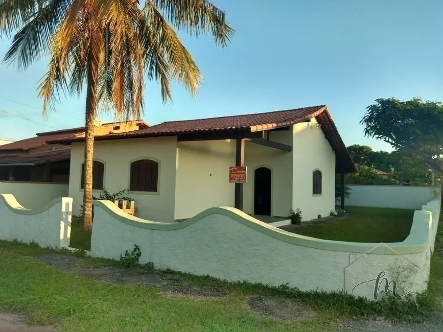 Foto 1 de Casa com 3 quartos à venda em Praia Seca, Araruama - RJ
