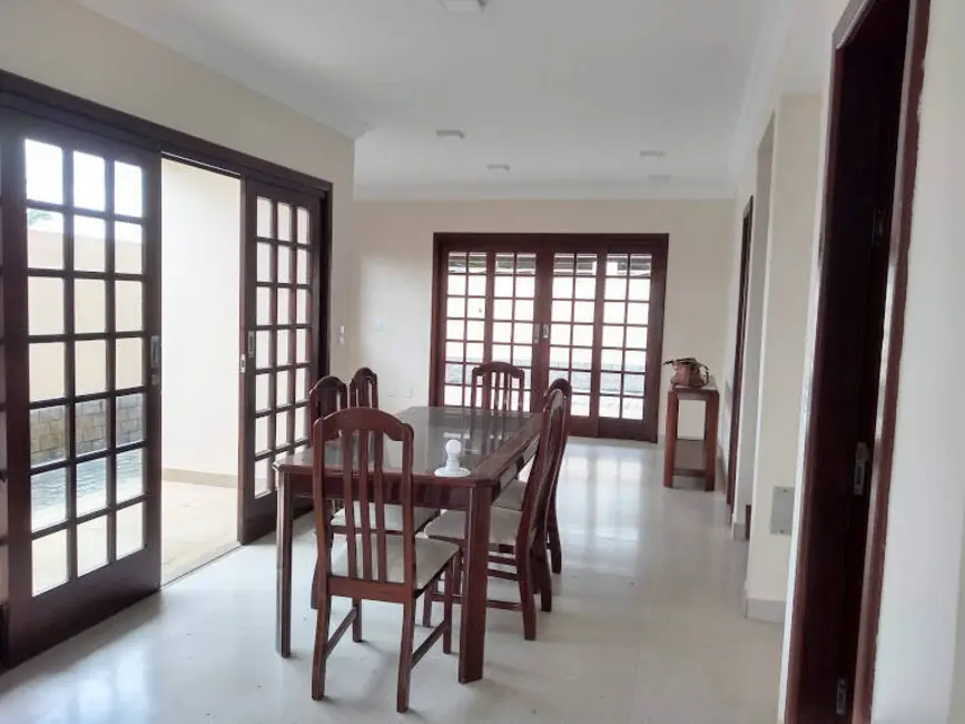 Casa com 3 quartos à venda em Parque Flamboyant, Campos Dos Goytacazes - RJ - imagem 9 Foto 9 de Casa com 3 quartos à venda em Parque Flamboyant, Campos Dos Goytacazes - RJ