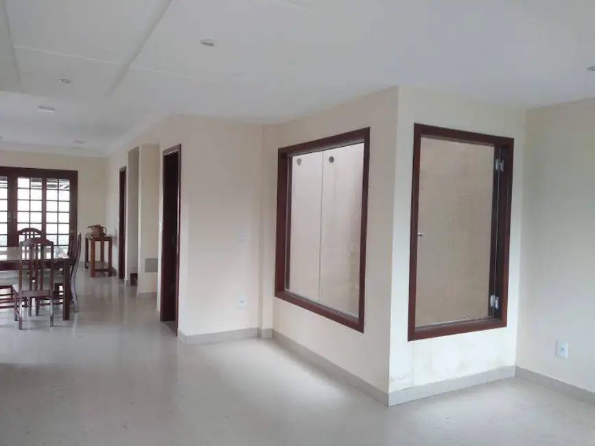 Casa com 3 quartos à venda em Parque Flamboyant, Campos Dos Goytacazes - RJ - imagem 4 Foto 4 de Casa com 3 quartos à venda em Parque Flamboyant, Campos Dos Goytacazes - RJ