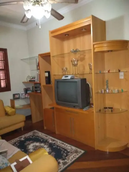 Casa com 3 quartos à venda e para alugar em Parque Tarcisio Miranda, Campos Dos Goytacazes - RJ - imagem 8 Foto 8 de Casa com 3 quartos à venda e para alugar em Parque Tarcisio Miranda, Campos Dos Goytacazes - RJ