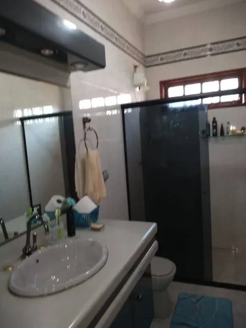 Casa com 3 quartos à venda e para alugar em Parque Tarcisio Miranda, Campos Dos Goytacazes - RJ - imagem 7 Foto 7 de Casa com 3 quartos à venda e para alugar em Parque Tarcisio Miranda, Campos Dos Goytacazes - RJ